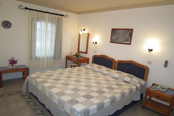Doppelzimmer Deluxe mit Terrasse Doppelzimmer Deluxe mit Terrasse