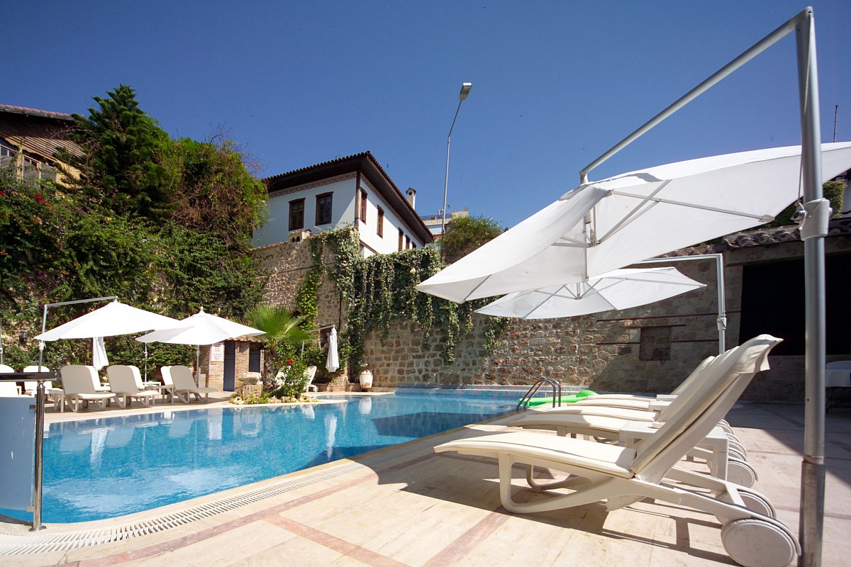 Dogan Hotel