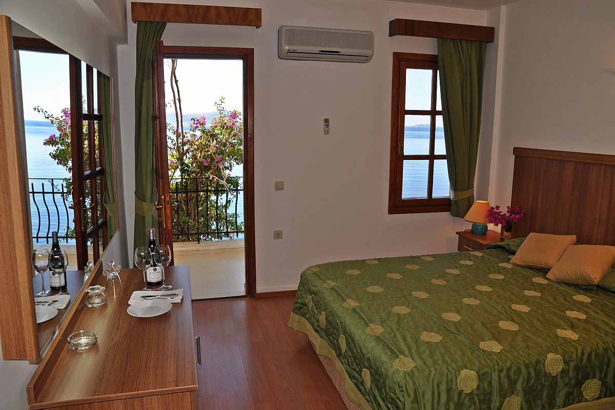 Aqua Princess Hotel 