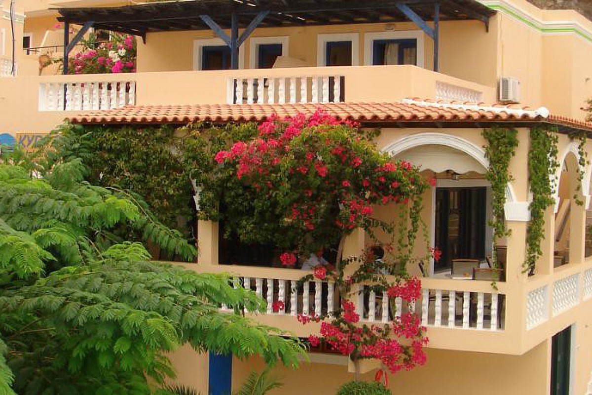 Hotel Kyra Panagia - Kyra Panagia