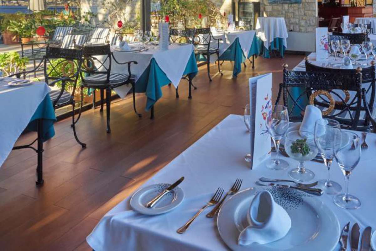 Hotel Petit Cala Fornells - Cala Fornells