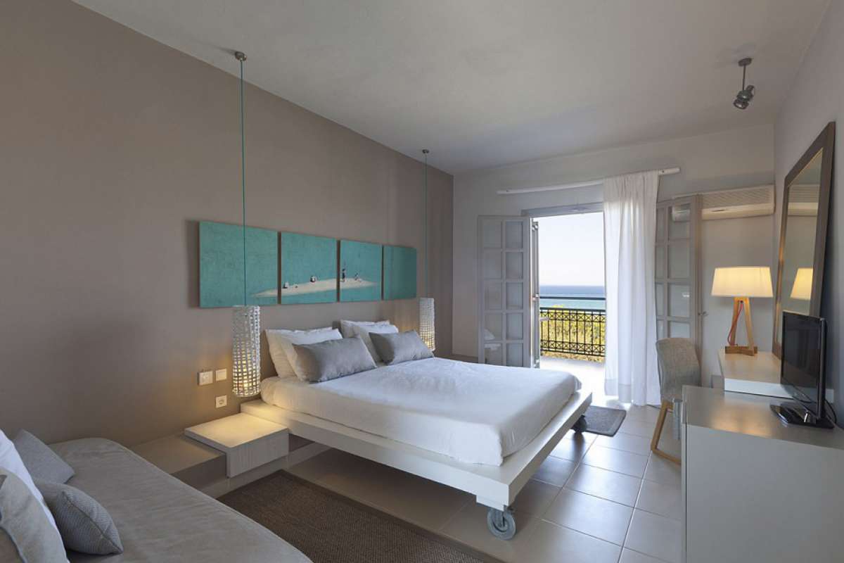 The Bay Hotel & Suites - Vasilikos Strand