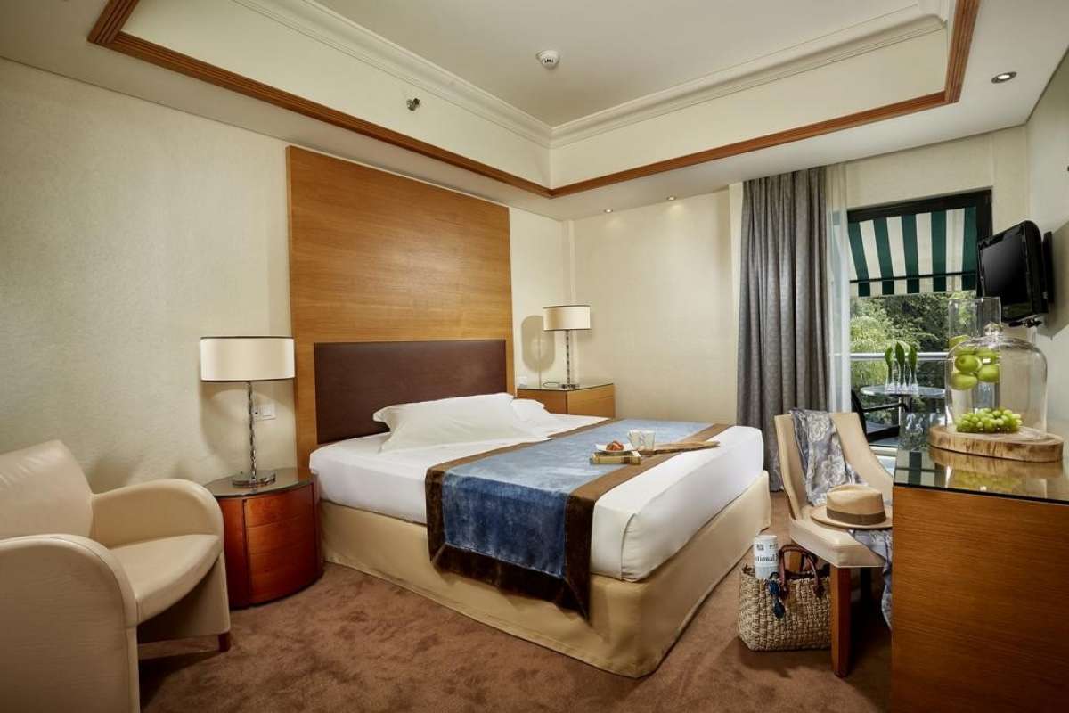 Rhodos Park Suites & Spa