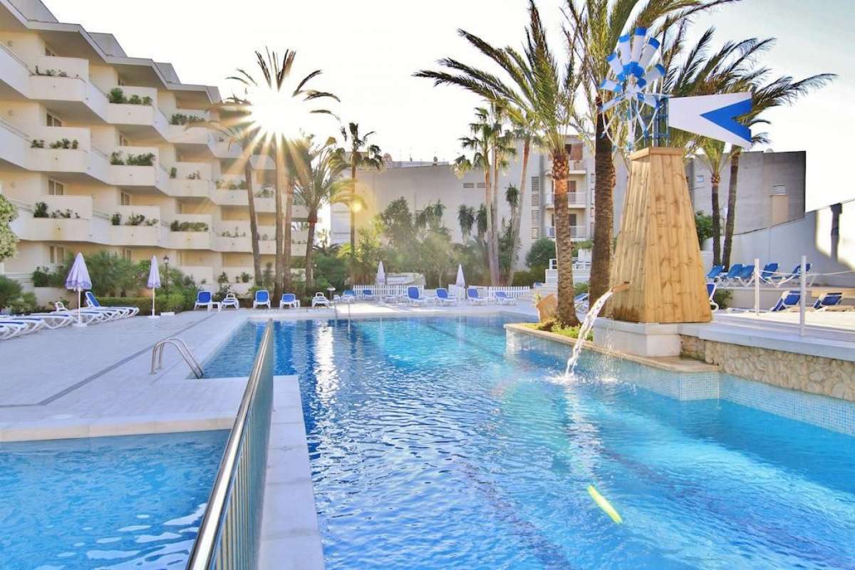 Globales Cana Bona Suites - Cala Bona