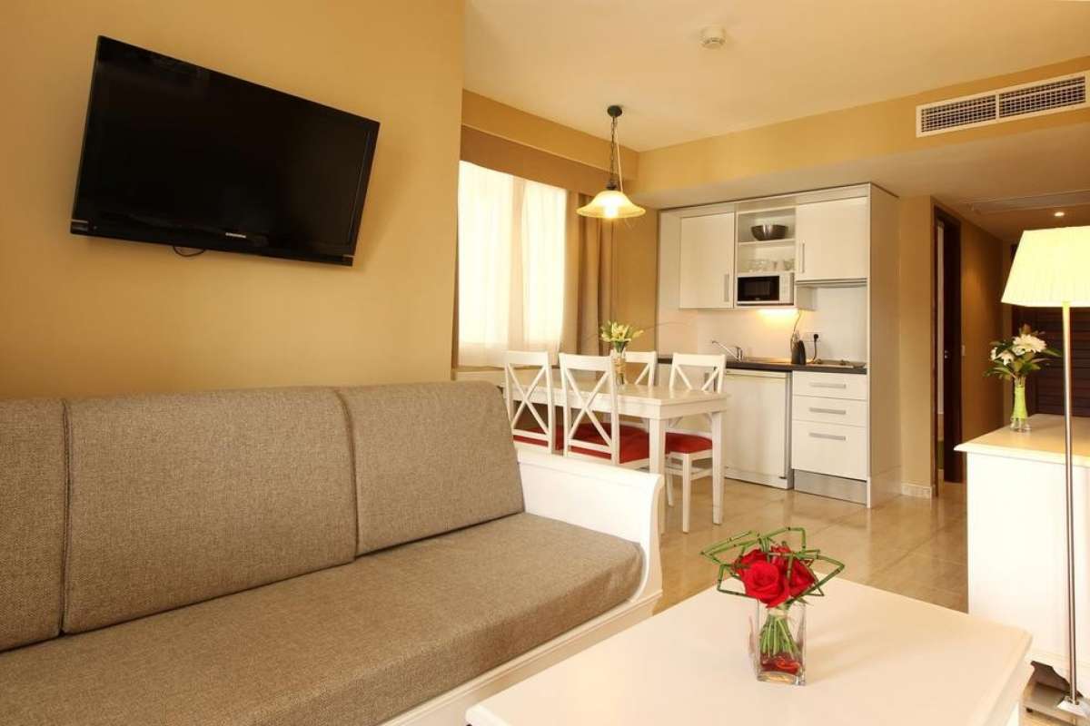 Apparthotel La Pergola - Puerto de Andratx 