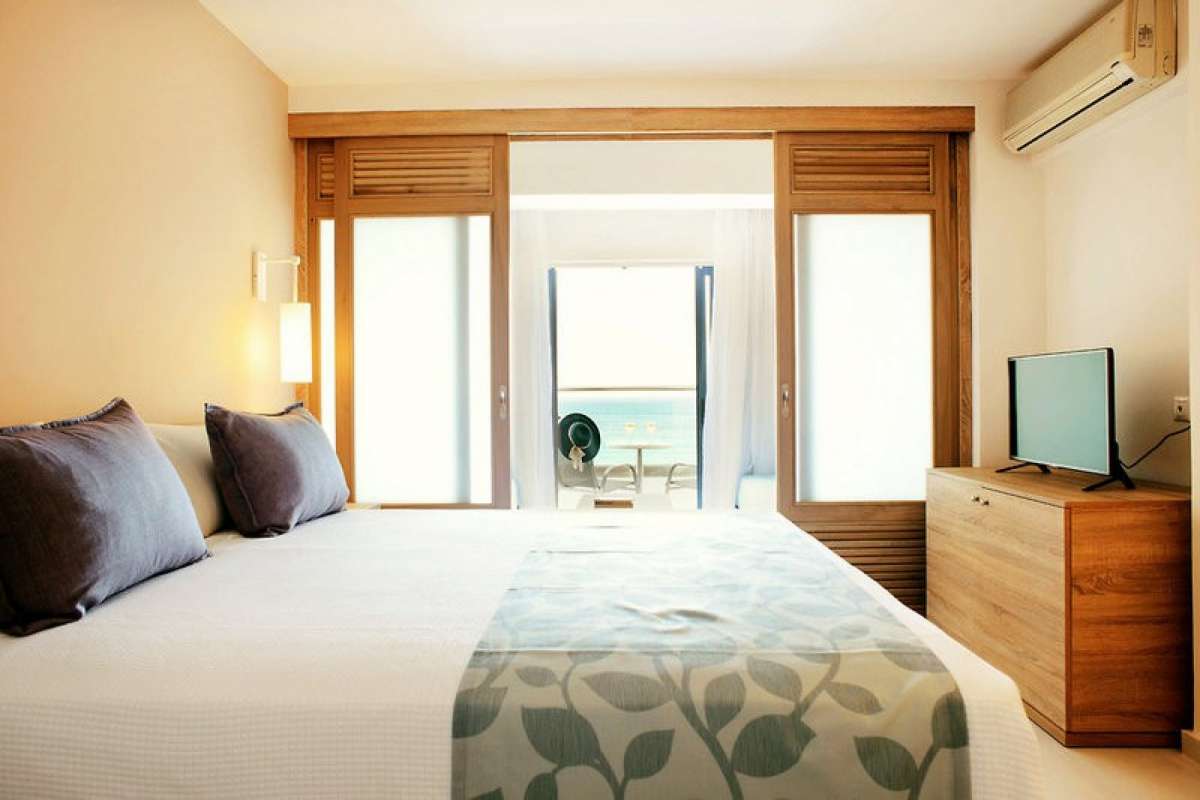 Hotel Sentido Louis Plagos Beach