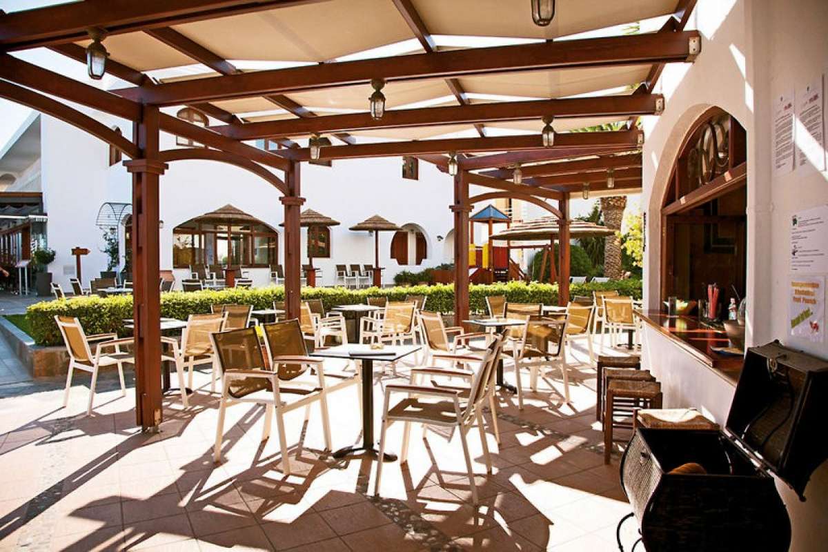 Alianthos Garden 