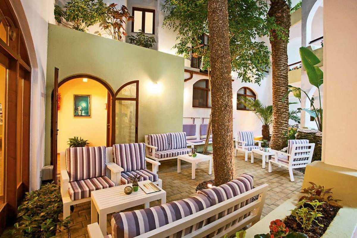 Alianthos Garden 