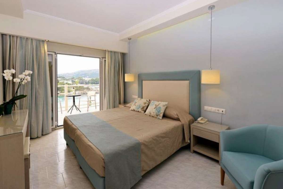 Odysseus Hotel