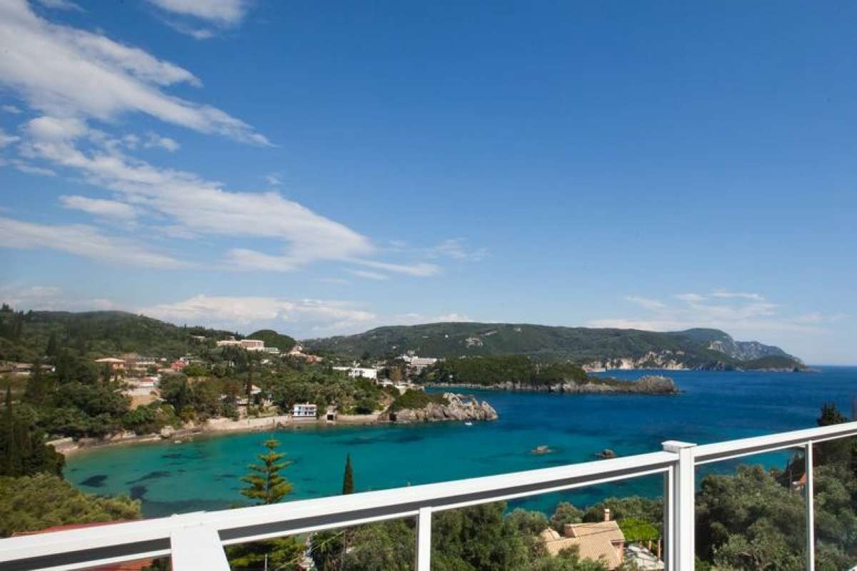 Odysseus Hotel