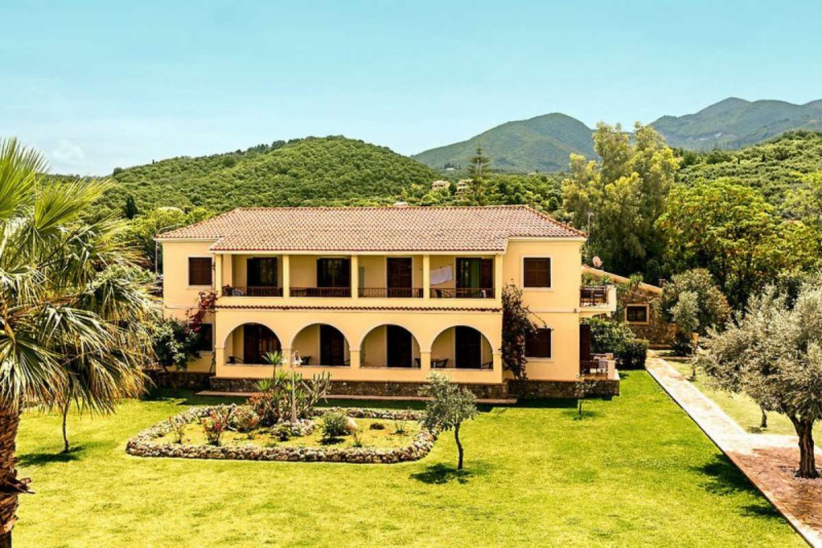 Bostonia Village