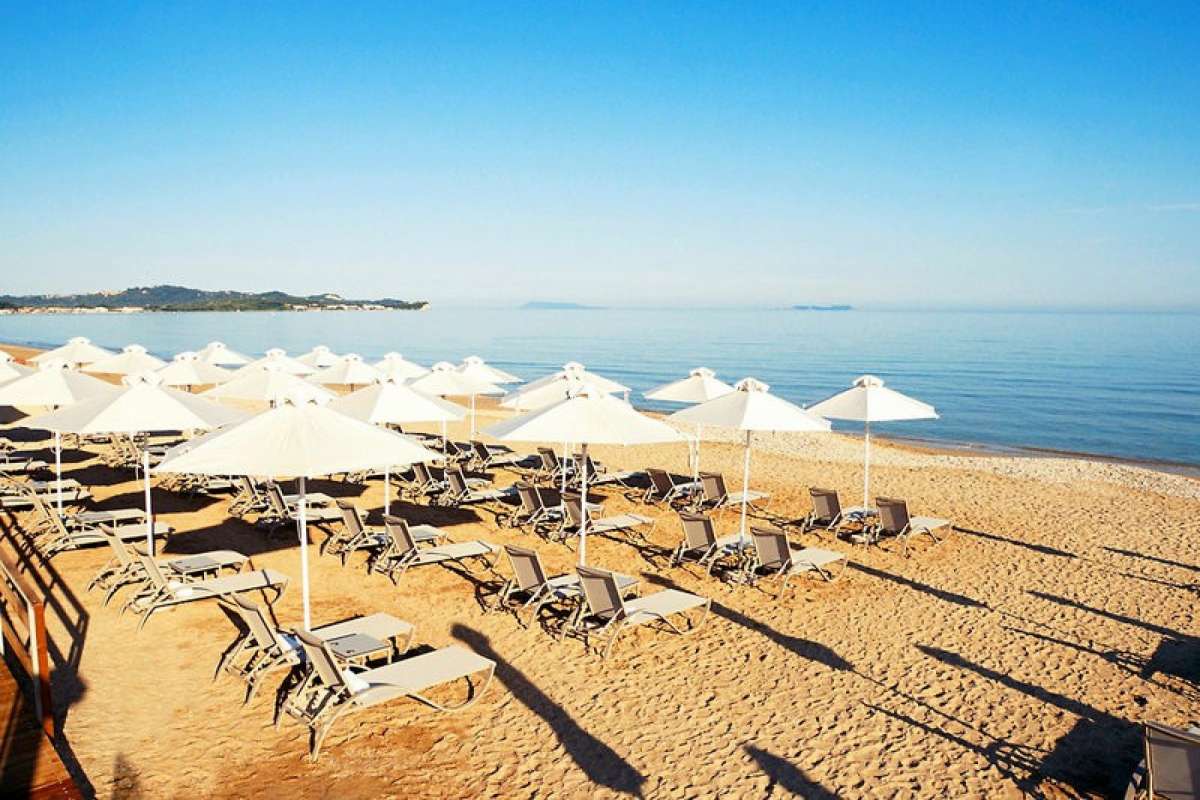 Acharavi Beach Hotel