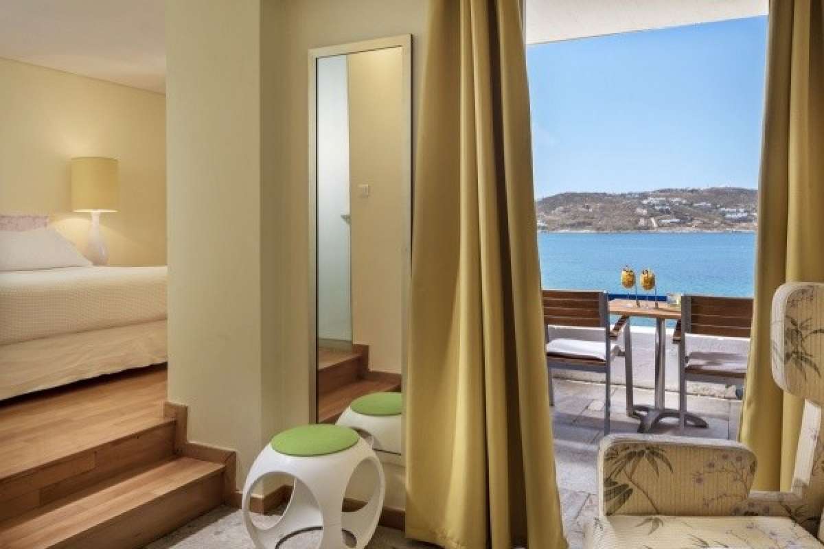 Mykonos Theoxenia 