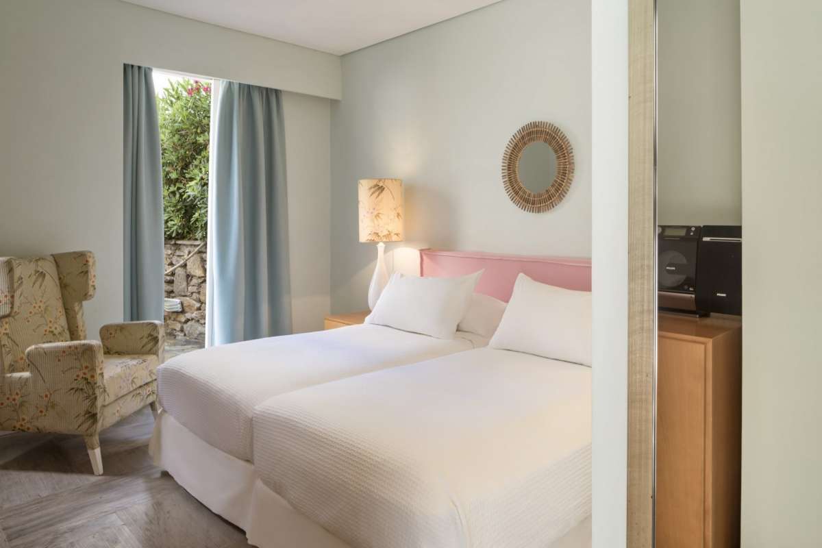 Mykonos Theoxenia 