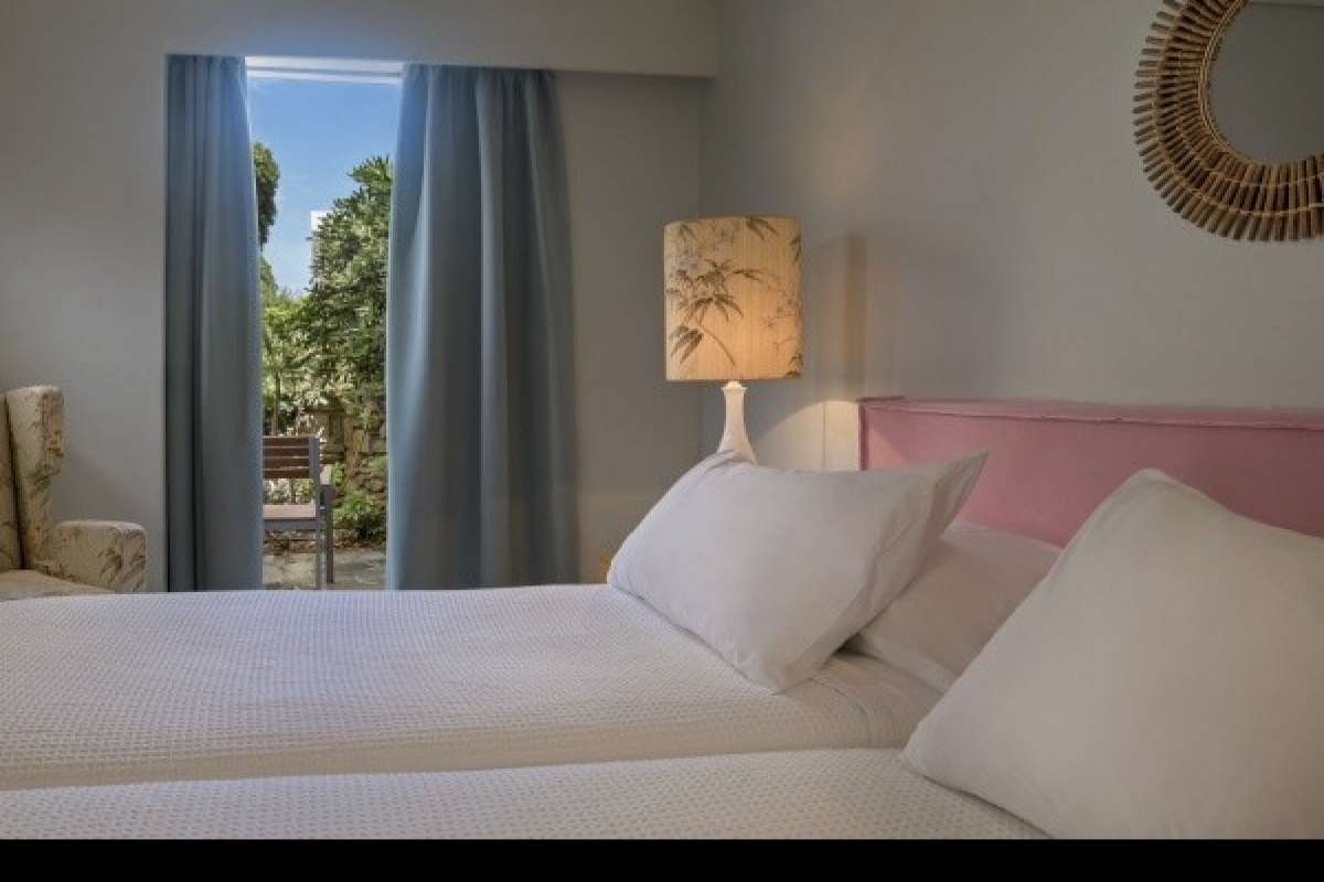 Mykonos Theoxenia 