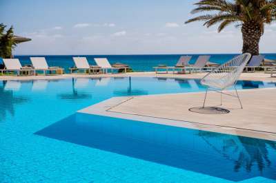 The Bay & Suites - Vasilikos Strand