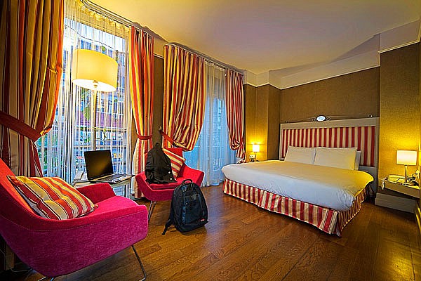 Hotel Faros