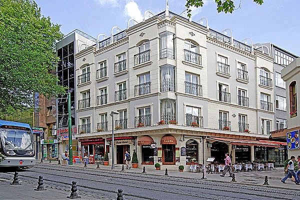 Hotel Faros