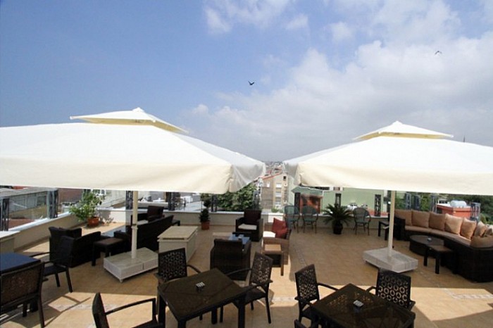 Amira Hotel