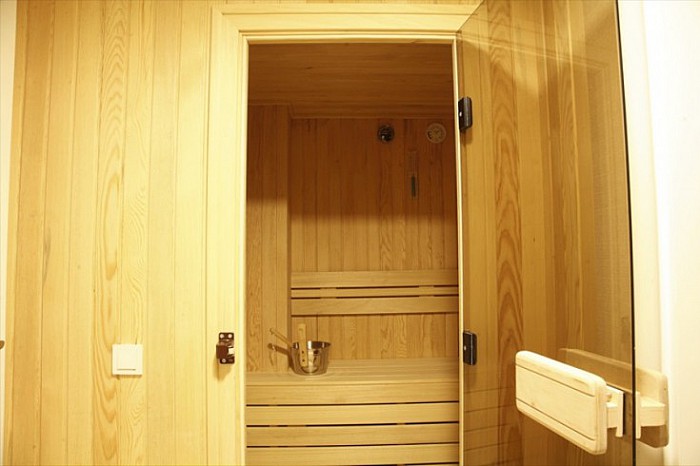 Moss Suites