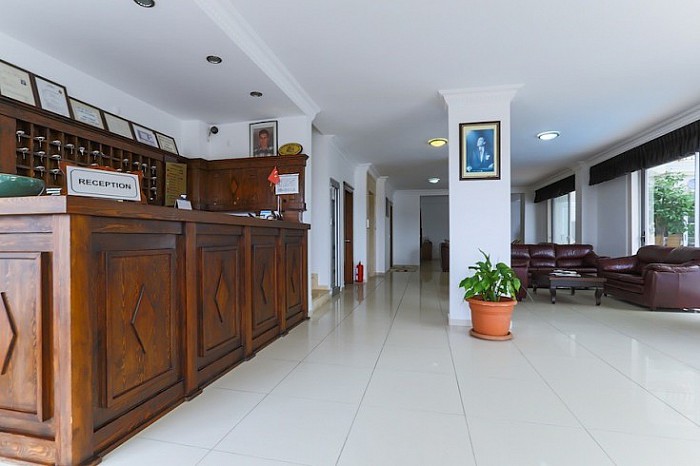 Hotel Linda  