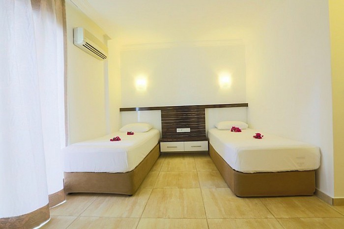 Hotel Linda  