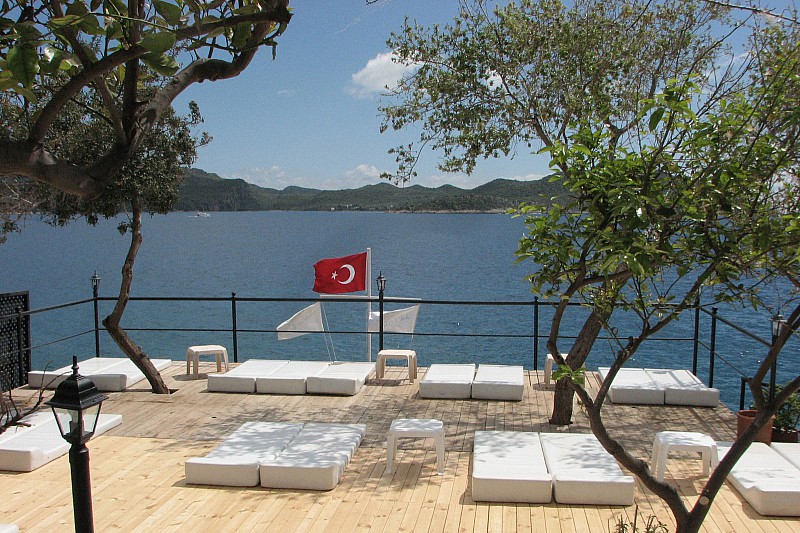 Platfromu Ve Manzarasi Picture Of Leymona Beach Kas Tripadvisor