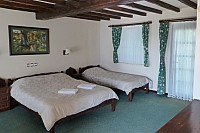 Deluxe Zimmer Blue Rock Trush Deluxe Zimmer Blue Rock Trush